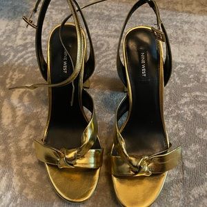 Nine West platform sandal